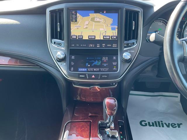 クラウンマジェスタ Fバージョン 純正ナビ/CD/DVD/BT/BL/フルセグ/バックカメラ/黒レザーシート/トヨタセーフティ/BSM/レーダークルーズ/LED(3枚目)