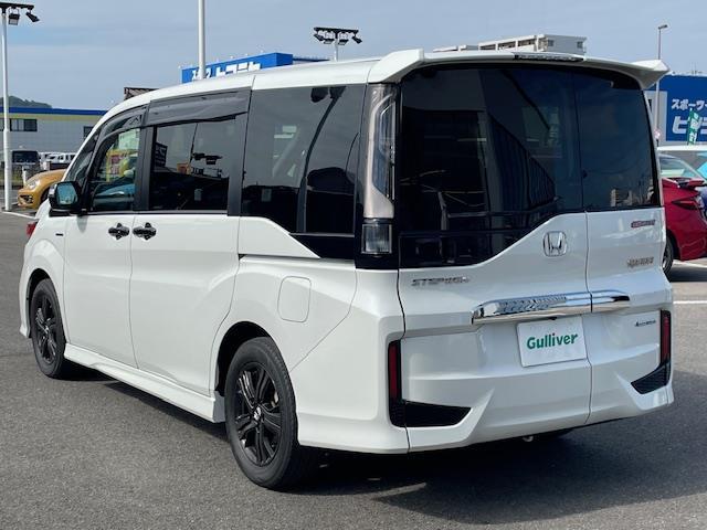 ステップワゴンスパーダ スパーダハイブリッドG・EXホンダセンシングブラスタ 純正9インチナビ/CD/DVD/BT/HDMI/フルセグ/バックカメラ/ハーフレザーシート/シートヒーター/ホンダセンシング/レーダークルーズ/両側パワスラ/シーケンシャル(12枚目)