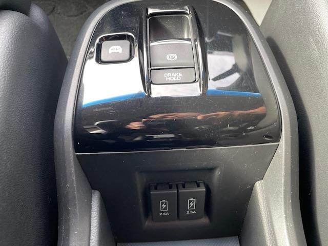 ステップワゴンスパーダ スパーダハイブリッドG・EXホンダセンシングブラスタ 純正9インチナビ/CD/DVD/BT/HDMI/フルセグ/バックカメラ/ハーフレザーシート/シートヒーター/ホンダセンシング/レーダークルーズ/両側パワスラ/シーケンシャル(26枚目)