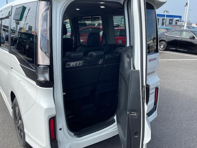 ステップワゴンスパーダ スパーダハイブリッドG・EXホンダセンシングブラスタ 純正9インチナビ/CD/DVD/BT/HDMI/フルセグ/バックカメラ/ハーフレザーシート/シートヒーター/ホンダセンシング/レーダークルーズ/両側パワスラ/シーケンシャル(38枚目)