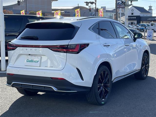 NX NX350h Fスポーツ 純正ナビ/フルセグ/全方位カメラ/マークレビンソン/パノラマルーフ/本革シート/パワーシート/メモリーシート/シートヒーター/エアーシート/BSM/ドラレコ前後/LEDライト/レーダークルーズ(11枚目)