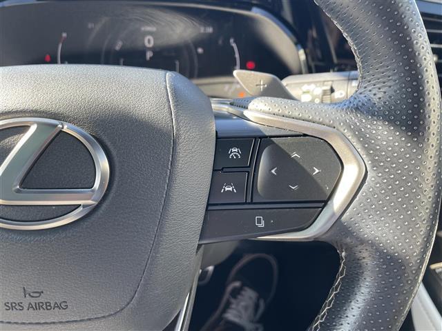 NX NX350h Fスポーツ 純正ナビ/フルセグ/全方位カメラ/マークレビンソン/パノラマルーフ/本革シート/パワーシート/メモリーシート/シートヒーター/エアーシート/BSM/ドラレコ前後/LEDライト/レーダークルーズ(31枚目)