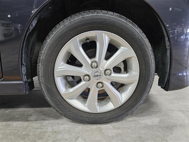 デイズルークス ハイウェイスター　Ｘターボ　禁煙車　アラウンドビューモニター　エマブレ　ＬＥＤヘッドランプ　オートライト　ＩＣ付ターボ　純正ナビ　片側パワースライドドア　ビルトインＥＴＣ　純正１４インチＡＷ　スマートキー　プッシュＥｇスタート（14枚目）