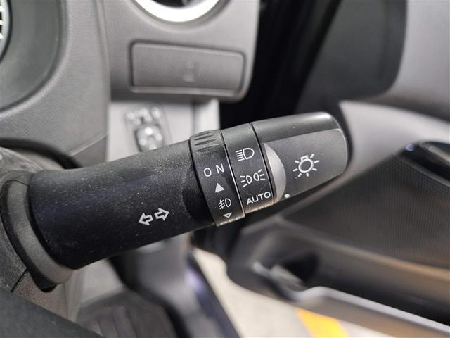 デイズルークス ハイウェイスター　Ｘターボ　禁煙車　アラウンドビューモニター　エマブレ　ＬＥＤヘッドランプ　オートライト　ＩＣ付ターボ　純正ナビ　片側パワースライドドア　ビルトインＥＴＣ　純正１４インチＡＷ　スマートキー　プッシュＥｇスタート（18枚目）