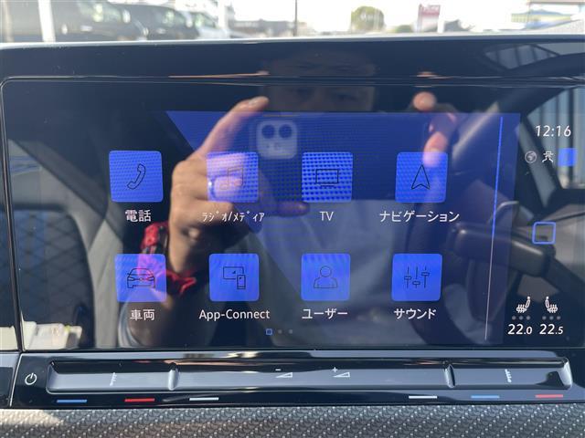 ゴルフＲ ＴＳＩ　４モーション　純正ナビ／フルセグ／バックカメラ／ハーフレザーシート／シートヒーター／ステアリングヒーター／レーダークルーズ／ビルトインＥＴＣ（6枚目）