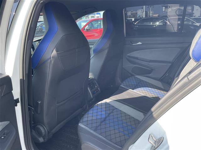 ゴルフＲ ＴＳＩ　４モーション　純正ナビ／フルセグ／バックカメラ／ハーフレザーシート／シートヒーター／ステアリングヒーター／レーダークルーズ／ビルトインＥＴＣ（22枚目）