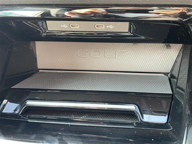 ゴルフＲ ＴＳＩ　４モーション　純正ナビ／フルセグ／バックカメラ／ハーフレザーシート／シートヒーター／ステアリングヒーター／レーダークルーズ／ビルトインＥＴＣ（28枚目）