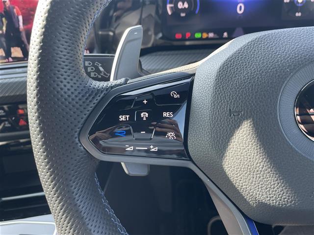 ゴルフＲ ＴＳＩ　４モーション　純正ナビ／フルセグ／バックカメラ／ハーフレザーシート／シートヒーター／ステアリングヒーター／レーダークルーズ／ビルトインＥＴＣ（30枚目）