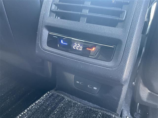 ゴルフＲ ＴＳＩ　４モーション　純正ナビ／フルセグ／バックカメラ／ハーフレザーシート／シートヒーター／ステアリングヒーター／レーダークルーズ／ビルトインＥＴＣ（35枚目）