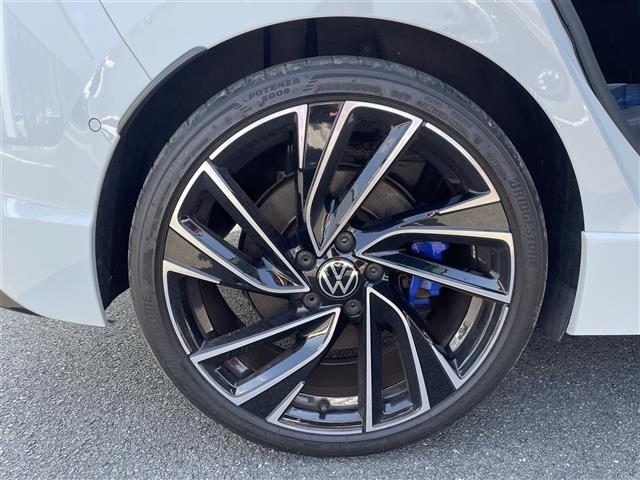 ゴルフＲ ＴＳＩ　４モーション　純正ナビ／フルセグ／バックカメラ／ハーフレザーシート／シートヒーター／ステアリングヒーター／レーダークルーズ／ビルトインＥＴＣ（39枚目）