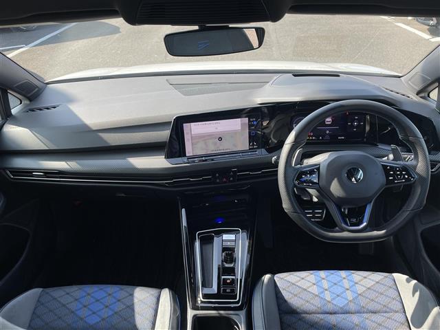 ゴルフＲ ＴＳＩ　４モーション　純正ナビ／フルセグ／バックカメラ／ハーフレザーシート／シートヒーター／ステアリングヒーター／レーダークルーズ／ビルトインＥＴＣ（42枚目）