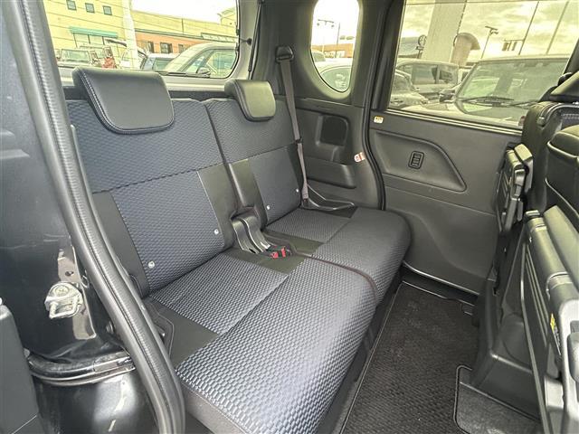 タント カスタムＲＳ　純正ナビ（ＡＭ／ＦＭ／フルセグ／ＢＴ／ＳＤ／ＨＤＭＩ）／パノラマモニター／レーダークルーズコントロール／ドライブレコーダー前方／ＥＴＣ／シートヒーター前席／両側パワースライドドア／スマートアシスト（10枚目）