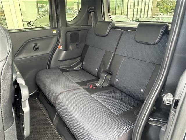 タント カスタムＲＳ　純正ナビ（ＡＭ／ＦＭ／フルセグ／ＢＴ／ＳＤ／ＨＤＭＩ）／パノラマモニター／レーダークルーズコントロール／ドライブレコーダー前方／ＥＴＣ／シートヒーター前席／両側パワースライドドア／スマートアシスト（12枚目）