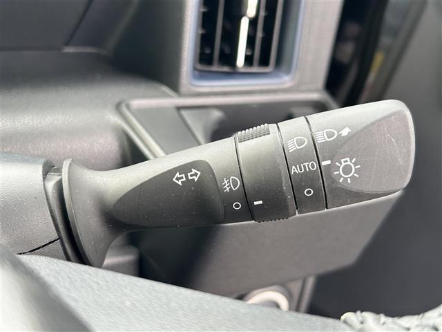 タント カスタムＲＳ　純正ナビ（ＡＭ／ＦＭ／フルセグ／ＢＴ／ＳＤ／ＨＤＭＩ）／パノラマモニター／レーダークルーズコントロール／ドライブレコーダー前方／ＥＴＣ／シートヒーター前席／両側パワースライドドア／スマートアシスト（33枚目）