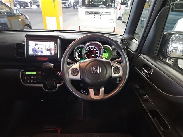 N-BOX G・ターボLパッケージ 禁煙車 ワンオーナ バックカメラ ドラレコ クルコン 純正オプHIDヘッドランプ オートライト ターボ 純正ナビTV 両側パワスラ ビルトインETC 純正14インチAW スマートキー エンジンスイッチ(2枚目)