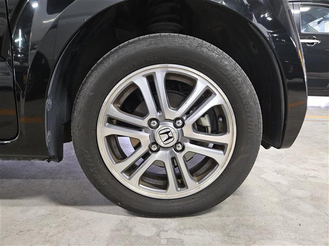 N-BOX G・ターボLパッケージ 禁煙車 ワンオーナ バックカメラ ドラレコ クルコン 純正オプHIDヘッドランプ オートライト ターボ 純正ナビTV 両側パワスラ ビルトインETC 純正14インチAW スマートキー エンジンスイッチ(16枚目)