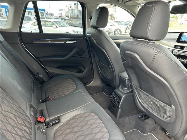 X1 xDrive 18d xライン 純正ナビ/Pスタート/スマートキー/ステアリングスイッチ/レーダークルコン/ドライブモードセレクト/クリアランスソナー/社外フロアマット/純正19インチAW/LEDヘッドライト/ハーフレザー/ETC(13枚目)