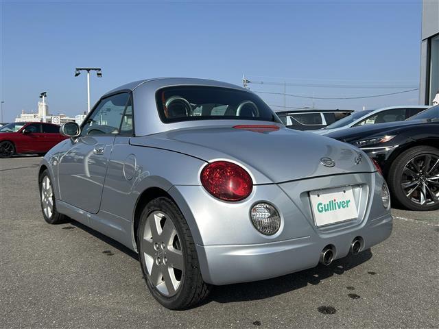 コペン アクティブトップ 電動ルーフ/社外オーディオ/純正フロアマット/純正15インチアルミホイール/フォグランプ(6枚目)