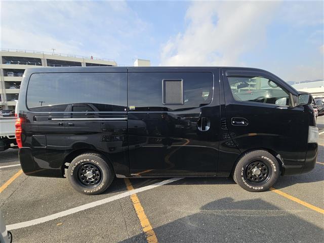 NV350キャラバンバン ロングプレミアムGXターボ 禁煙車 バックカメラ 前後ドライブレコーダー エマブレ デジタルルームミラー 純正HIDオートライト 社外ナビTV ビルトインETC 社外15インチAW スマートキー プッシュエンジンスタート(12枚目)