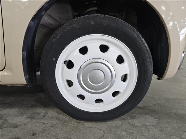 アルトラパン X 禁煙車 バックカメラ HIDヘッドランプ オートライト 純正MOPナビ ワンセグテレビ オートエアコン 革巻きステアリング レザー調シート 純正14インチAW スマートキー プッシュエンジンスタート(14枚目)