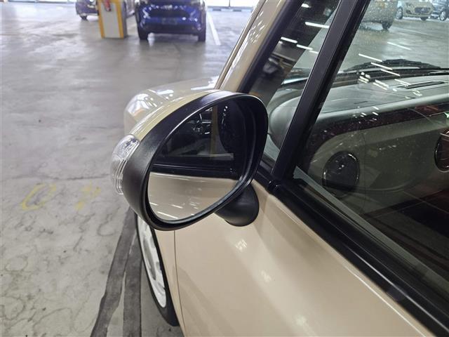 アルトラパン X 禁煙車 バックカメラ HIDヘッドランプ オートライト 純正MOPナビ ワンセグテレビ オートエアコン 革巻きステアリング レザー調シート 純正14インチAW スマートキー プッシュエンジンスタート(30枚目)