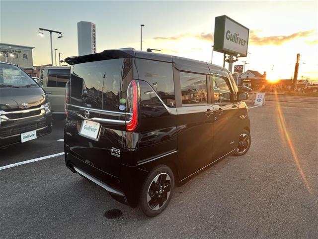 ルークス ハイウェイスター　Ｘ　プロパイロットエディション　純正９型ナビ／全方位モニター／両側パワースライドドア／ハンズフリースライドドア／ドライブレコーダー／ＥＴＣ／プロパイロット／衝突被害軽減システム／横滑り防止装置／盗難防止装置／ＡＢＳ／純正アルミ（23枚目）