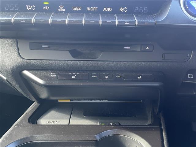 UX UX250h バージョンC パノラミックビューモニター ブラインドスポットモニター 合皮レザーシート 前席パワーシート 前席シートヒーター ドライブレコーダー 純正ナビ LEDヘッドライト オートライト ハンドルヒーター(9枚目)