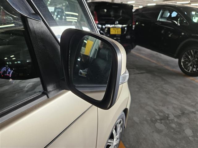 パレットSW XS 禁煙車 HIDヘッドランプ オートライト 社外ナビ フルセグテレビ 片側パワースライドドア ベンチシート フルフラット 革調シートカバー付 社外14インチアルミホイール プッシュエンジンスタート(33枚目)