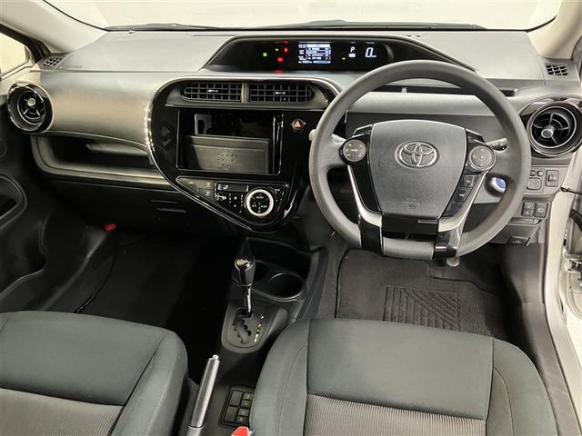 アクア Sスタイルブラック クルーズコントロール 記録簿あり イモビライザー LEDライト スマートキープッシュスタート アルミホイール Wエアバッグ キーフリ ドラレコ付き 横滑り防止装置付き フルオートエアコン ABS PS(5枚目)