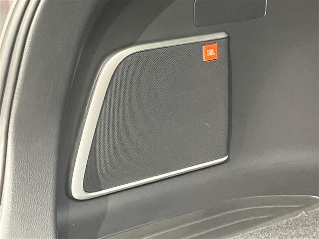 ハリアー Ｚ　盗難防止　パノラマルーフ　運転席パワーシート　地デジ　横滑防止装置　リアビューカメラ　ヘッドライトＬＥＤ　アルミホイール　点検記録簿　Ｗエアバッグ　キーレス　ドラレコ付き　スマートキ－　エアコン（9枚目）