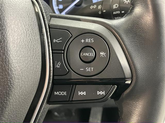 ハリアー Ｚ　盗難防止　パノラマルーフ　運転席パワーシート　地デジ　横滑防止装置　リアビューカメラ　ヘッドライトＬＥＤ　アルミホイール　点検記録簿　Ｗエアバッグ　キーレス　ドラレコ付き　スマートキ－　エアコン（16枚目）