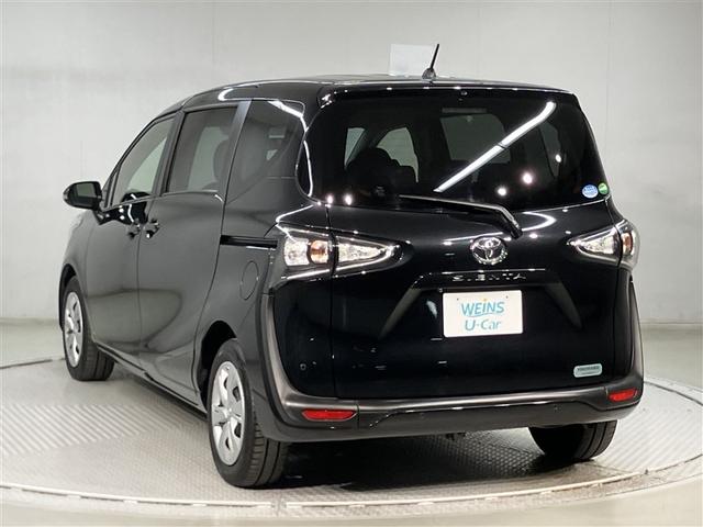 シエンタ Ｇ　ナビ・ＴＶ　スマートキープッシュスタート　アイドリングＳ　１オ－ナ－　リアカメラ　地デジフルセグ　定期点検記録簿　フルオートエアコン　パワーウィンド　ＥＴＣ　運転席エアバック　パワステ　ＤＶＤ再生可（4枚目）