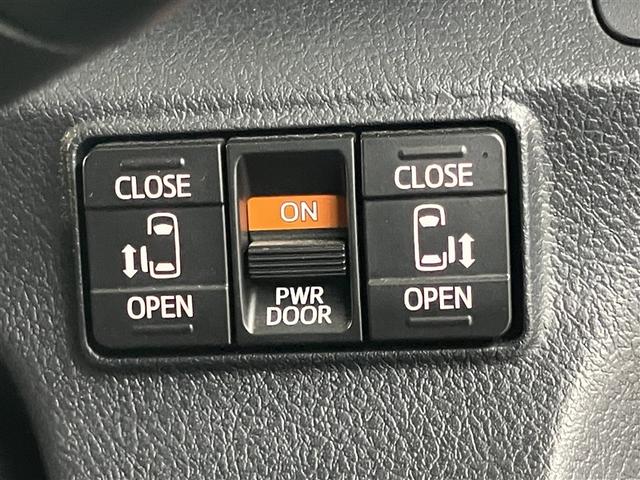 シエンタ Ｇ　ナビ・ＴＶ　スマートキープッシュスタート　アイドリングＳ　１オ－ナ－　リアカメラ　地デジフルセグ　定期点検記録簿　フルオートエアコン　パワーウィンド　ＥＴＣ　運転席エアバック　パワステ　ＤＶＤ再生可（9枚目）