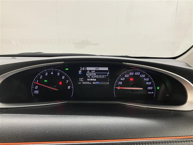 シエンタ Ｇ　ナビ・ＴＶ　スマートキープッシュスタート　アイドリングＳ　１オ－ナ－　リアカメラ　地デジフルセグ　定期点検記録簿　フルオートエアコン　パワーウィンド　ＥＴＣ　運転席エアバック　パワステ　ＤＶＤ再生可（12枚目）