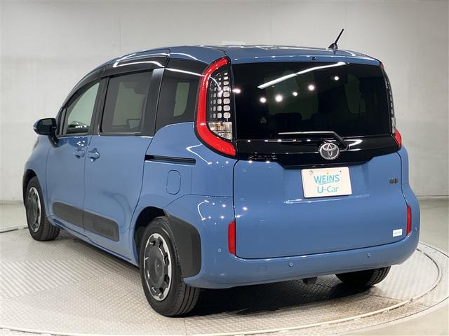 シエンタ ハイブリッドＺ　ＴＳＳ　ワンオーナ　エアバック　キーレスエントリー　ナビＴＶ　イモビライザー　整備記録簿　バックモニター　ＬＥＤヘッドライト　ＥＴＣ車載器　横滑り防止　スマートキー　オートエアコン　サイドエアバッグ（4枚目）