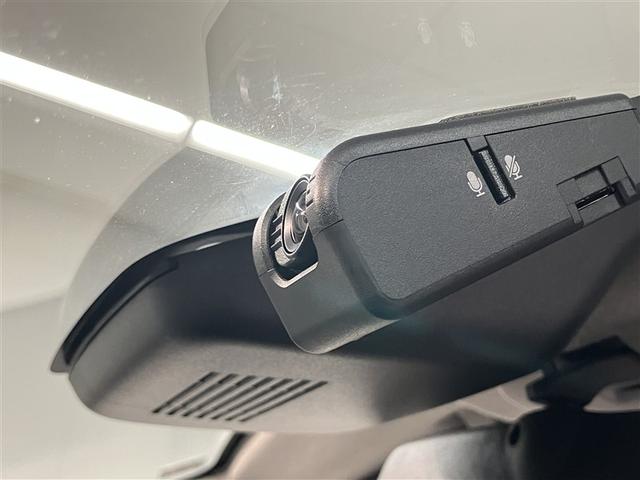 パッソ Ｘ　Ｌパッケージ　アイドリングストップ機能　サポカーＳ　ワンセグテレビ　ＬＥＤヘッドライト　スマートキー＆プッシュスタート　横滑り防止　ナビＴＶ　オートエアコン　デュアルエアバッグ　パワーウィンド　ドライブレコーダー（9枚目）