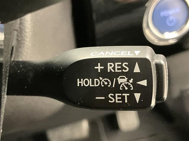 プリウス Ａ　衝突軽減ブレーキシステム　Ｂモニタ　記録簿有　ＬＥＤヘッド　クルーズコントロール　セキュリティー　スマートキー　パワーステアリング　Ｐシート　ＥＴＣ　１オーナー　アルミホイル　オートエアコン　ＳＲＳ（11枚目）