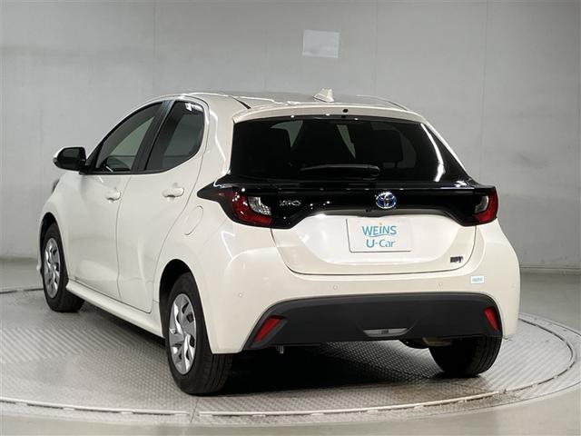 ヤリス ハイブリッドＸ　カーテンエアバッグ　イモビライザー　レンタカーアップ　スマートキー＆プッシュスタート　バックモニター　ワイヤレスキー　ＡＢＳ　ナビ　オートクルーズ　ミュージックプレイヤー接続可　Ｗエアバック　ＥＴＣ（4枚目）