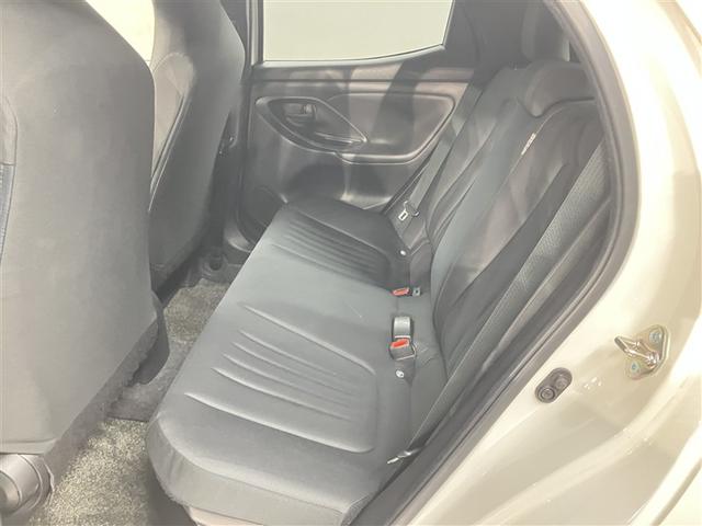 ヤリス ハイブリッドＸ　カーテンエアバッグ　イモビライザー　レンタカーアップ　スマートキー＆プッシュスタート　バックモニター　ワイヤレスキー　ＡＢＳ　ナビ　オートクルーズ　ミュージックプレイヤー接続可　Ｗエアバック　ＥＴＣ（15枚目）