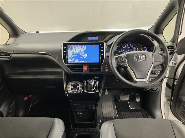 ノア ハイブリッドＳｉ　ダブルバイビーＩＩ　Ｂカメラ　横滑り防止装置　記録簿有　ＬＥＤ　地デジ　ドラレコ　ミュージックプレイヤー接続可　１オーナー　オートクルーズ　ＤＶＤ再生可　メモリナビ　エアバッグ　ＥＴＣ　ナビ＆ＴＶ　３列シート　ＡＢＳ（5枚目）