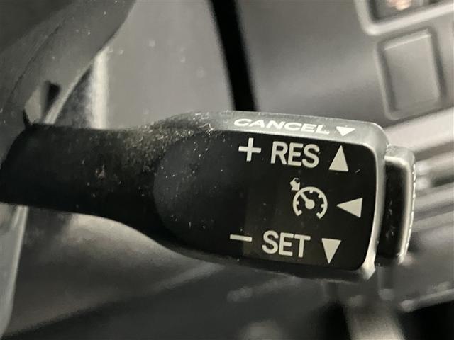 ノア ハイブリッドＳｉ　ダブルバイビーＩＩ　Ｂカメラ　横滑り防止装置　記録簿有　ＬＥＤ　地デジ　ドラレコ　ミュージックプレイヤー接続可　１オーナー　オートクルーズ　ＤＶＤ再生可　メモリナビ　エアバッグ　ＥＴＣ　ナビ＆ＴＶ　３列シート　ＡＢＳ（15枚目）