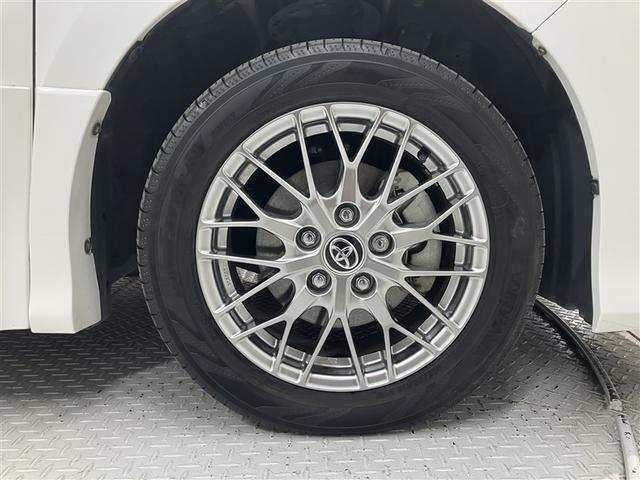 ノア ハイブリッドＳｉ　ダブルバイビーＩＩ　Ｂカメラ　横滑り防止装置　記録簿有　ＬＥＤ　地デジ　ドラレコ　ミュージックプレイヤー接続可　１オーナー　オートクルーズ　ＤＶＤ再生可　メモリナビ　エアバッグ　ＥＴＣ　ナビ＆ＴＶ　３列シート　ＡＢＳ（23枚目）