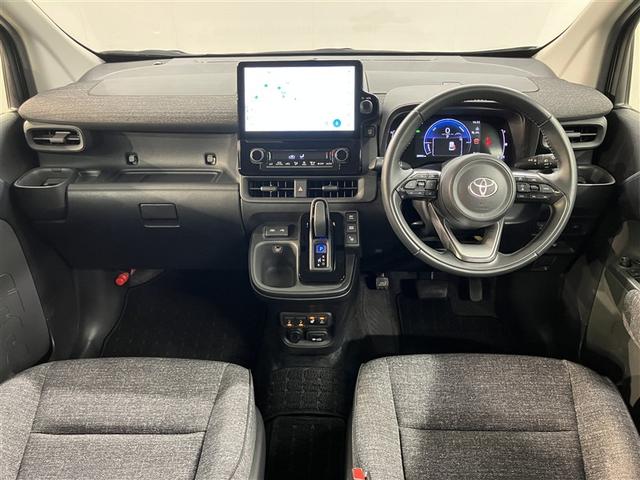 シエンタ ハイブリッドＺ　ＴＳＳ　ワンオーナ　エアバック　アルミ　キーレスエントリー　ナビＴＶ　イモビライザー　整備記録簿　バックモニター　ＬＥＤヘッドライト　ＥＴＣ車載器　横滑り防止　スマートキー　オートエアコン　ＷＳＲＳ（5枚目）