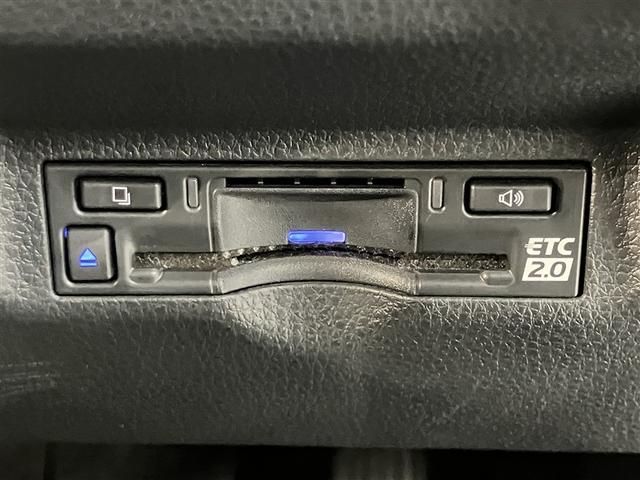 シエンタ ハイブリッドＺ　ＴＳＳ　ワンオーナ　エアバック　アルミ　キーレスエントリー　ナビＴＶ　イモビライザー　整備記録簿　バックモニター　ＬＥＤヘッドライト　ＥＴＣ車載器　横滑り防止　スマートキー　オートエアコン　ＷＳＲＳ（9枚目）