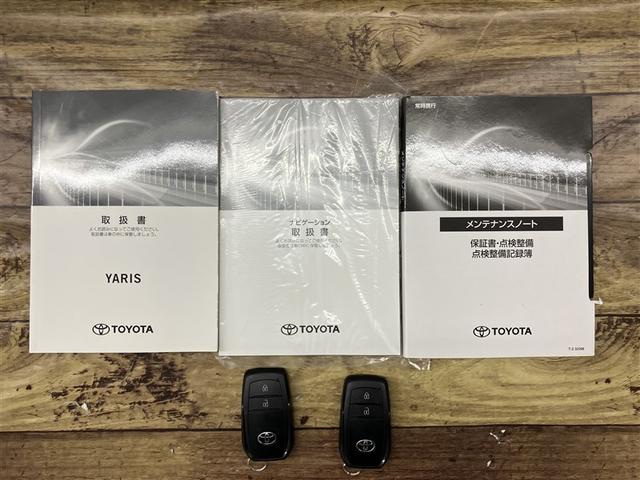 ヤリス X PCS スマートキーシステム 横滑り防止装置付き ワイヤレスキー バックガイドモニター 盗難防止 サイドエアバック エアコン Wエアバッグ パワーウインドウ ETC付き パワステ 運転席エアバッグ(20枚目)