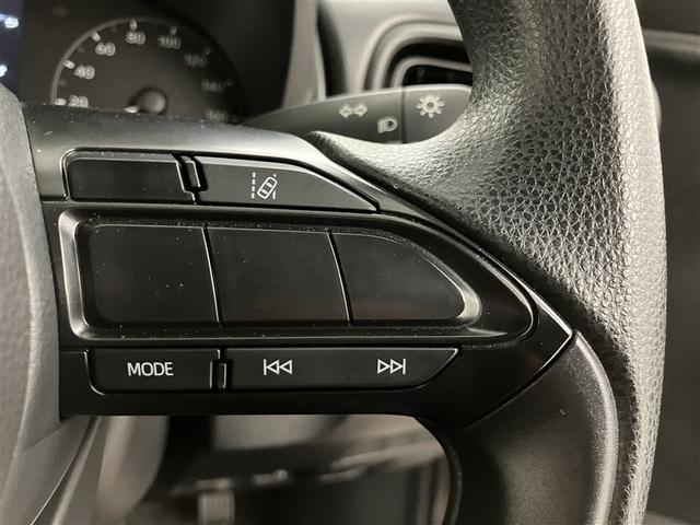 ヤリス X PCS スマートキーシステム 横滑り防止装置付き ワイヤレスキー バックガイドモニター 盗難防止 サイドエアバック エアコン Wエアバッグ パワーウインドウ ETC付き パワステ 運転席エアバッグ(22枚目)