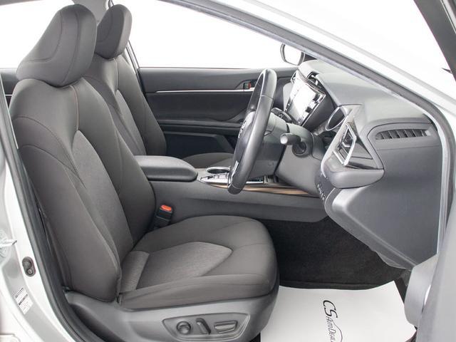 カムリ Ｇ　（禁煙車）（パノラマルーフ）（スピンドルカスタム）（ＨＵＤ）（ＢＳＭ）（セーフティセンス）（衝突軽減）（レーダークルーズ）（ＬＤＡ）（メーカーオプションＳＤナビ）（クリアランスソナー）（ＬＥＤ）（26枚目）
