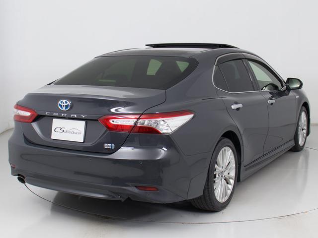 カムリ Ｇレザーパッケージ　（オートサロンカラードラバイドグレーＢＭＷ）（禁煙車）（パノラマムーンルーフ）（フルエアロカスタム）（メーカーオプションＳＤナビ）（セーフティセンスレーダークルーズ）（プリクラッシュＢＳＭ）（黒本革）（17枚目）