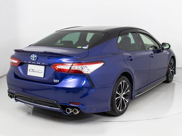 カムリ ＷＳレザーパッケージ　（禁煙車）（黒本革）（ＴＲＤフルエアロ）（ＴＲＤマフラー）（セーフティセンス）（プリクラッシュ）（レーダークルーズ）（シートヒーター）（ＢＳＭ）（ヘッドアップディスプレイ）（ＬＥＤライト）（ＳＤナビ）（17枚目）