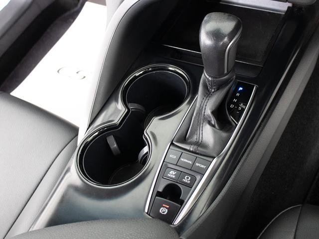 カムリ WS (禁煙車)(セーフティセンス)(レーダークルーズ)(プリクラッシュ)(LDA)(障害物センサー)(ブラックハーフレザー)(パワーシート)(LEDヘッドライト)(オートハイビーム)(8枚目)